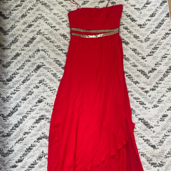 Red Nicole Miller Chiffon Long dress with Metallic Belt - Picture 2 of 5